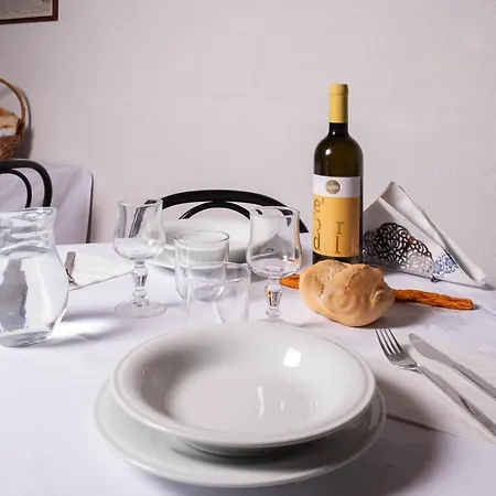 Le 4 Rose Farm stay